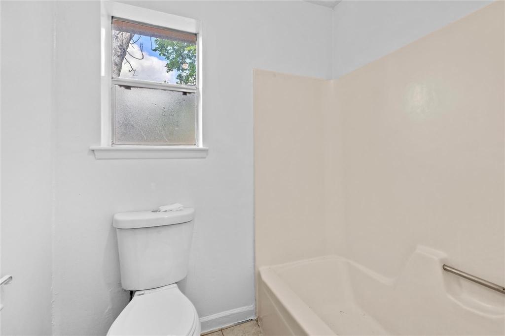 6327 Lynkat Lane - Photo 15