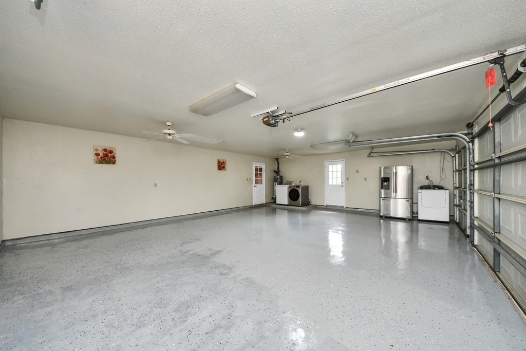 8407 Kirchner Road - Photo 26