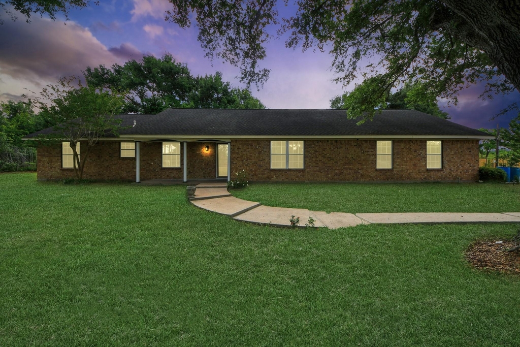 8407 Kirchner Road - Photo 0