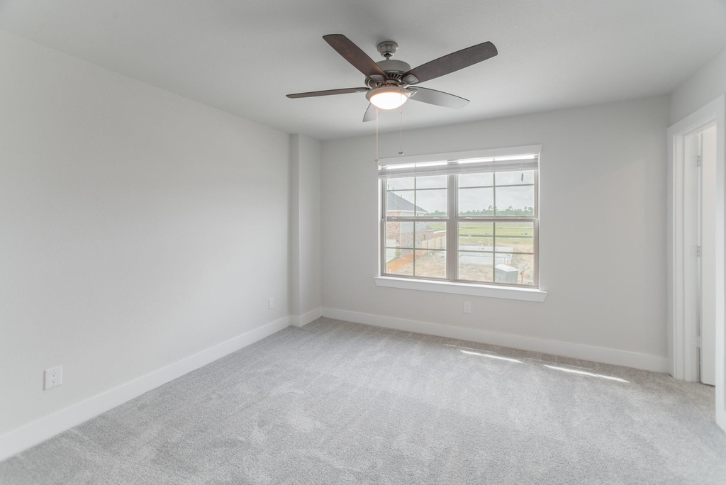 10539 Preserve Way - Photo 24