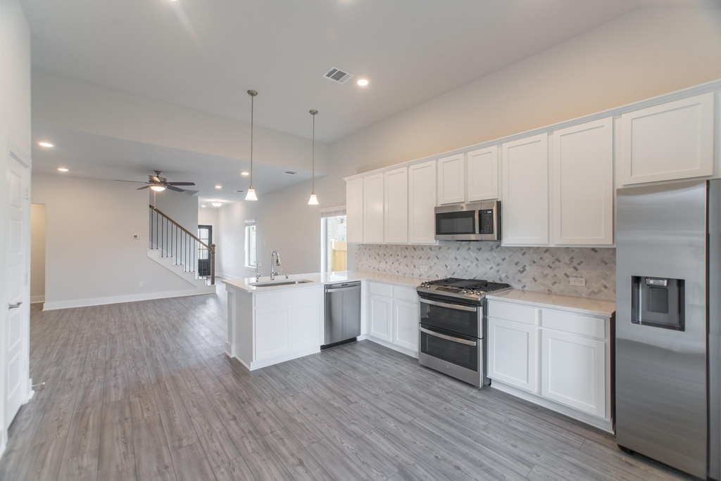 10539 Preserve Way - Photo 10