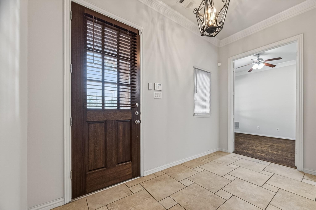 6726 Hathaway Lane - Photo 5