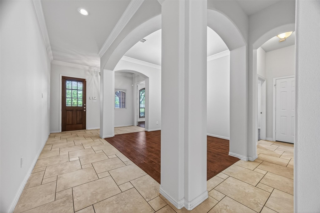 6726 Hathaway Lane - Photo 11