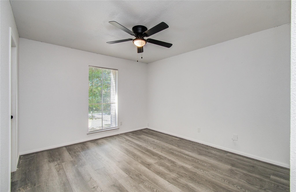 619 River Plantation Drive - Photo 31