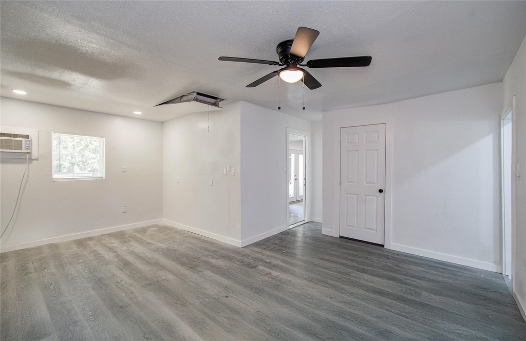 619 River Plantation Drive - Photo 13
