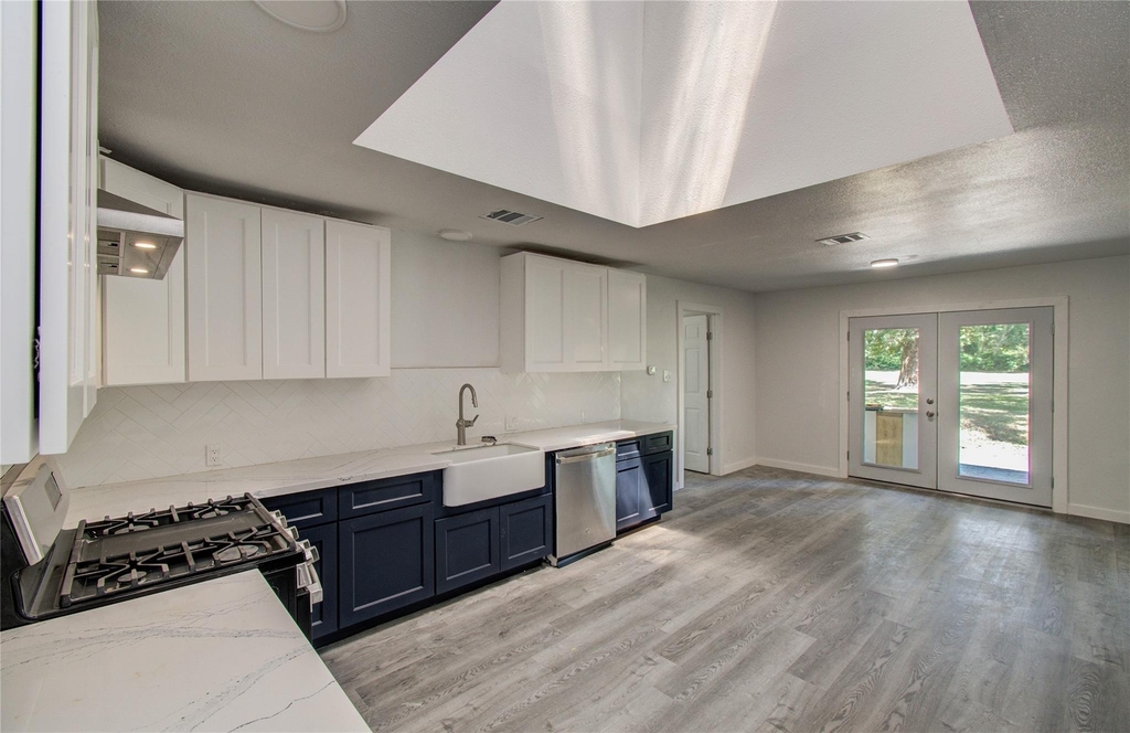 619 River Plantation Drive - Photo 2