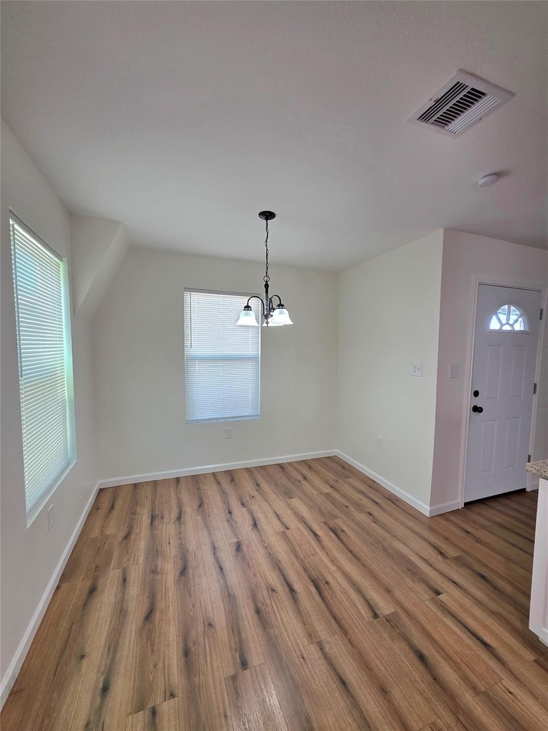 5422 Pine Avenue - Photo 14