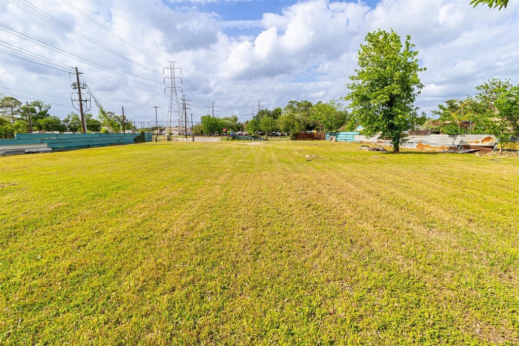 1710 Berry Road - Photo 7