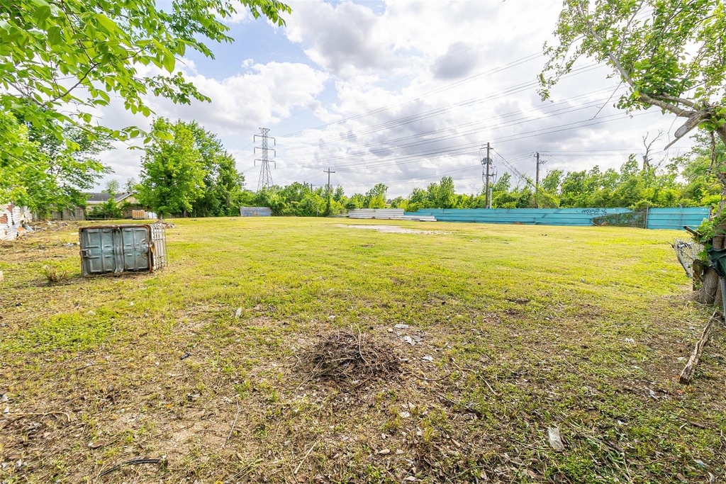 1710 Berry Road - Photo 10