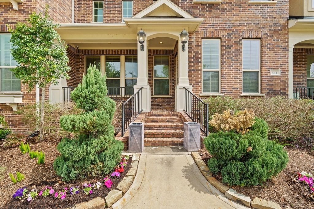 534 Imperial Boulevard - Photo 4