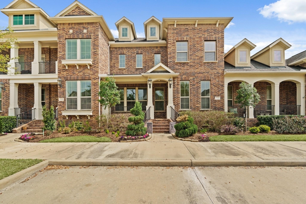 534 Imperial Boulevard - Photo 1