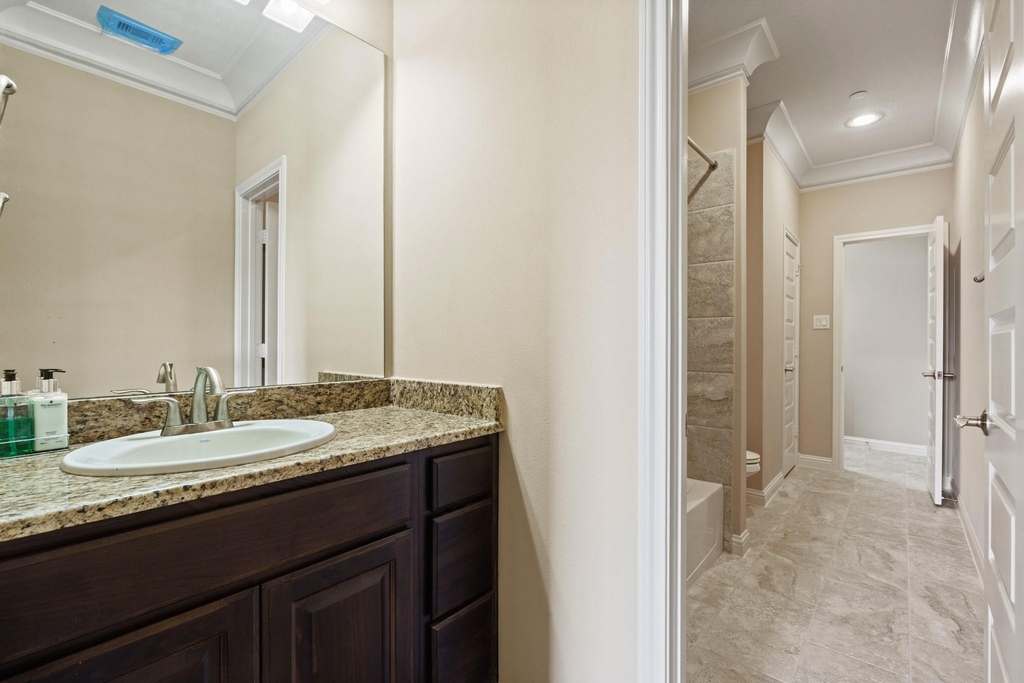 534 Imperial Boulevard - Photo 33