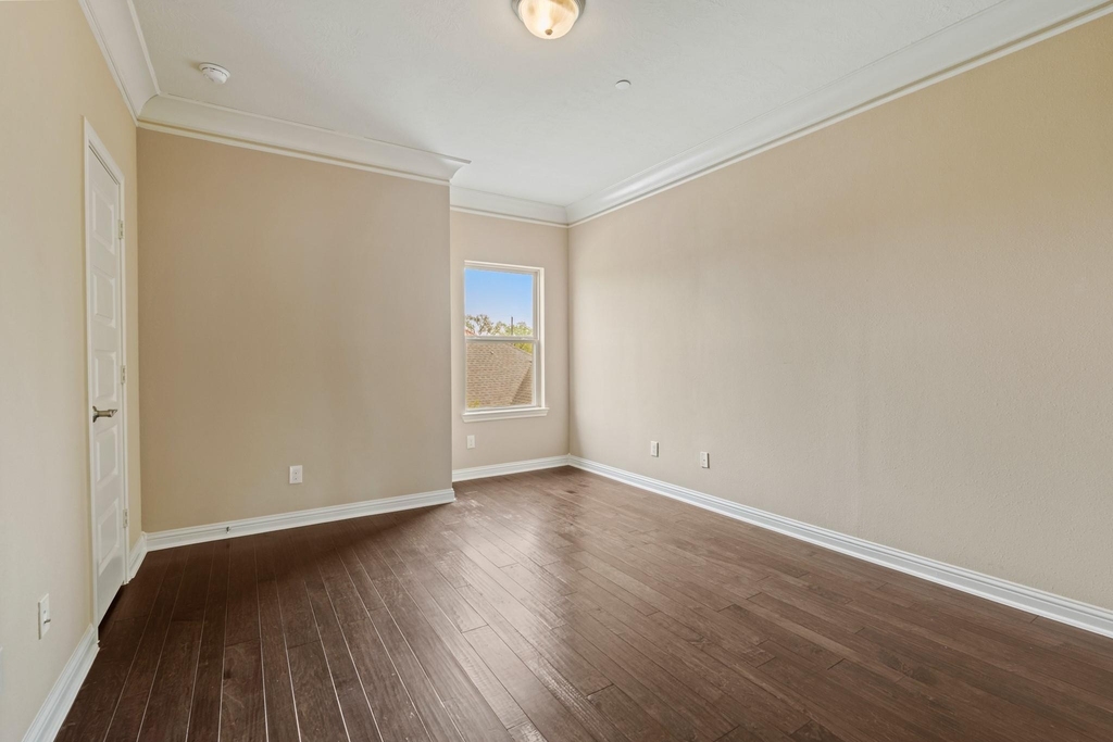 534 Imperial Boulevard - Photo 32