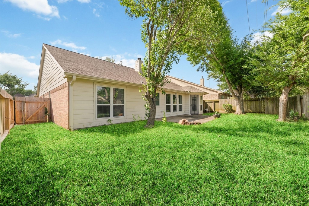 20822 Whitevine Way - Photo 24
