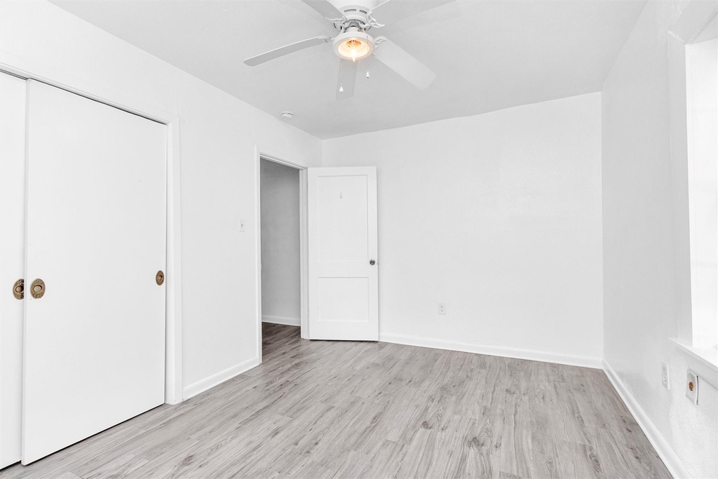 19355 Forest Lane Circle - Photo 16