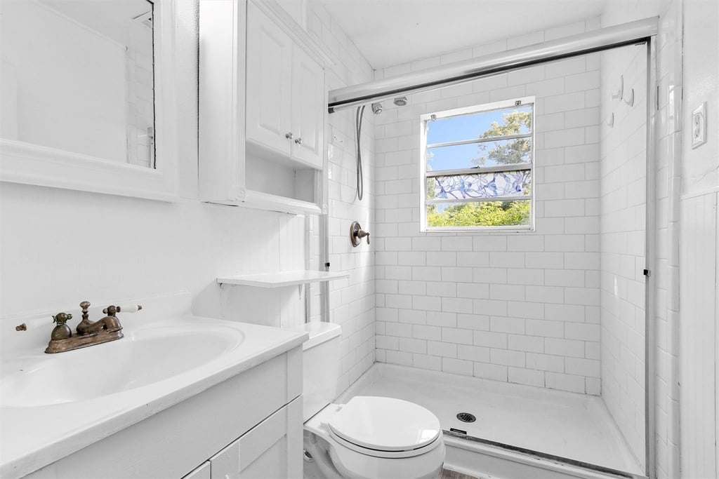 19355 Forest Lane Circle - Photo 17