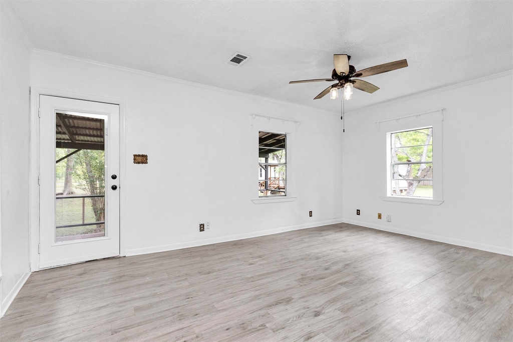 19355 Forest Lane Circle - Photo 10