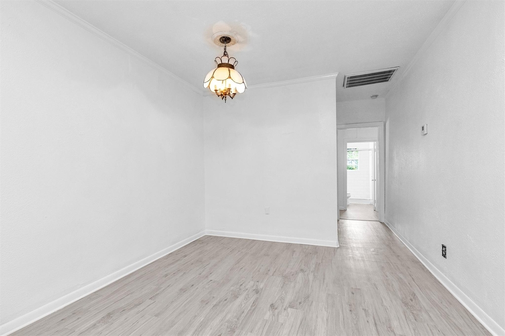 19355 Forest Lane Circle - Photo 13