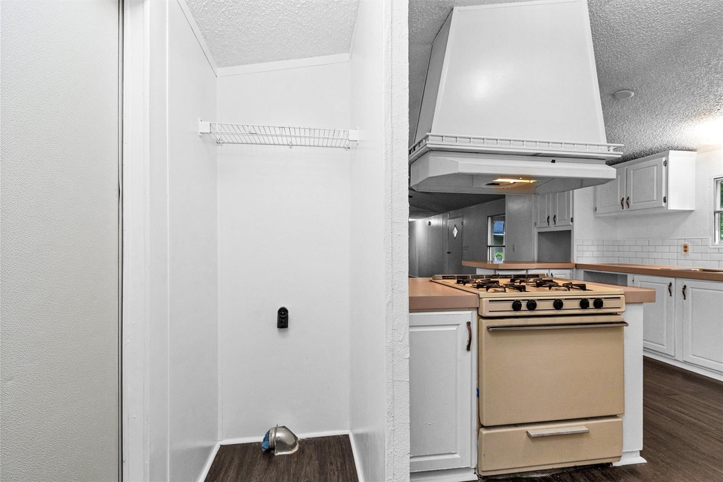 19339 Forest Lane Circle - Photo 23