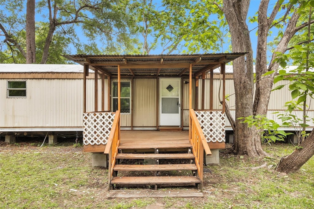 19339 Forest Lane Circle - Photo 4