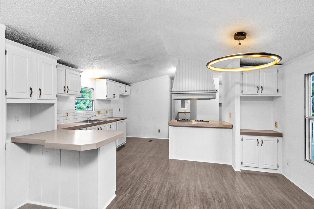 19339 Forest Lane Circle - Photo 15
