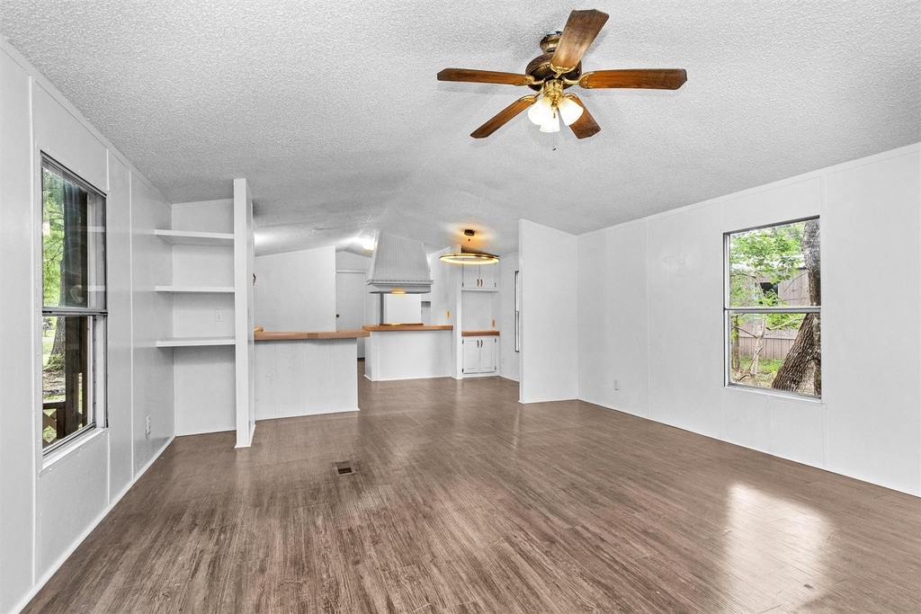 19339 Forest Lane Circle - Photo 8