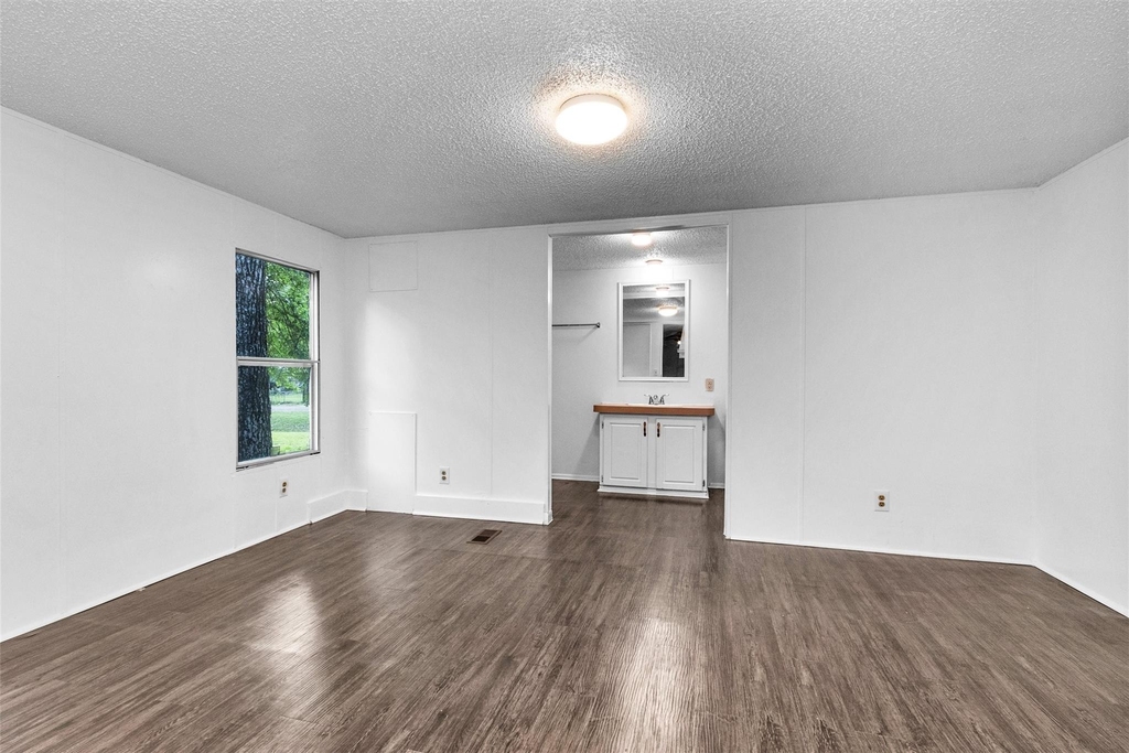 19339 Forest Lane Circle - Photo 24
