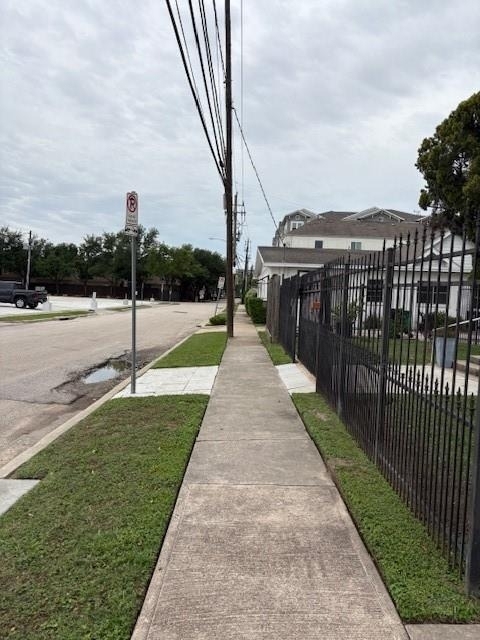 5102 Center Street - Photo 4