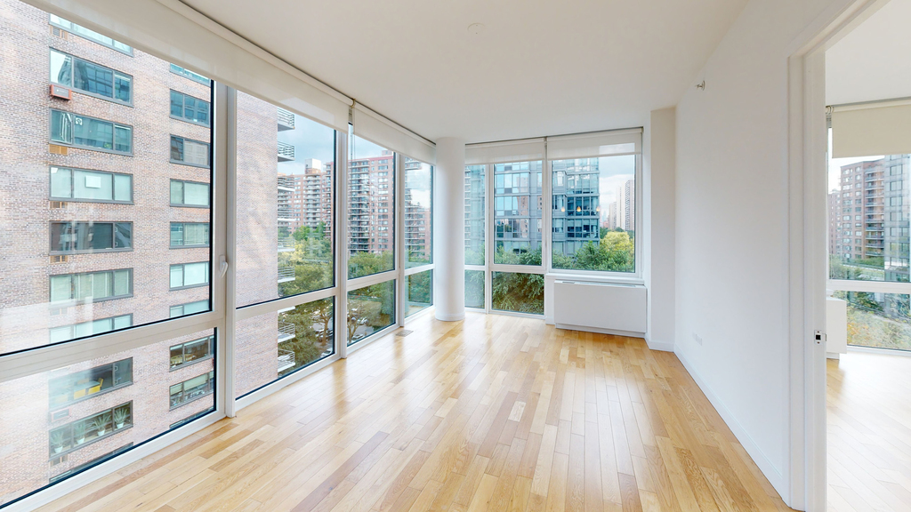808 Columbus Ave - Photo 2