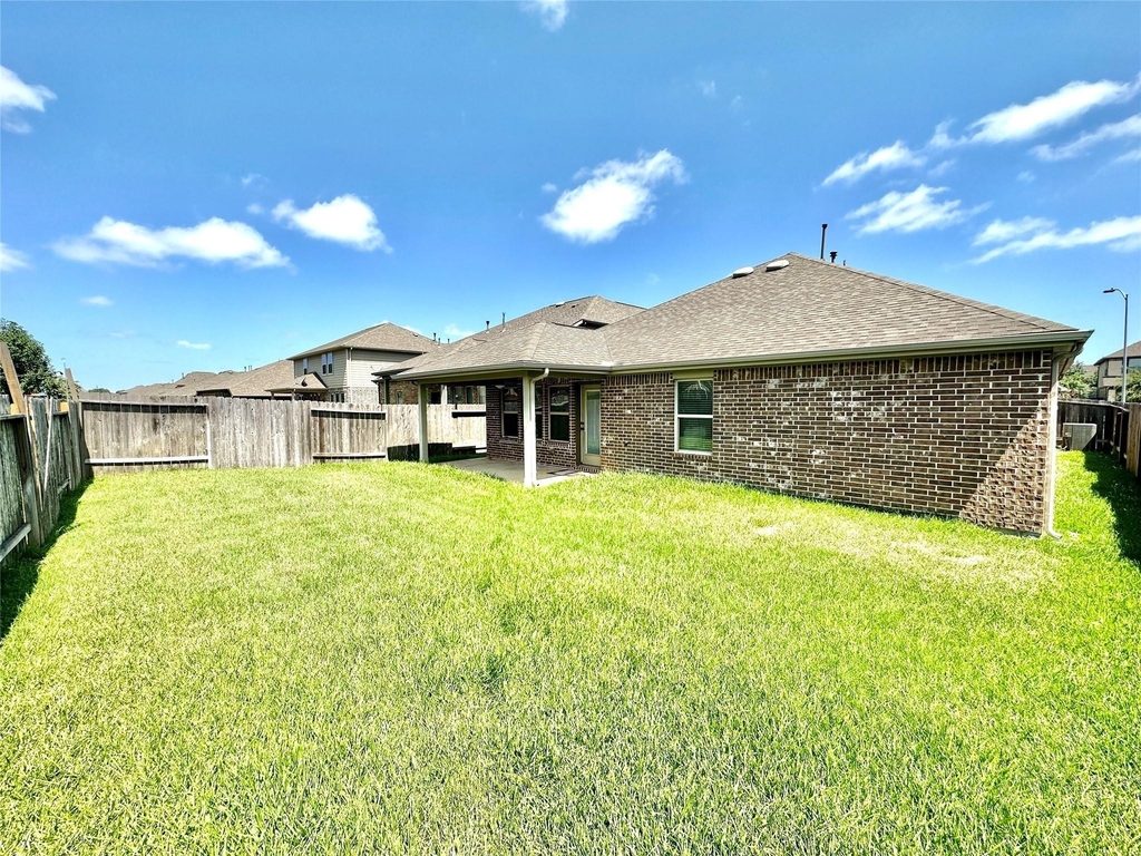 14818 Raleighs Meadow Court - Photo 16