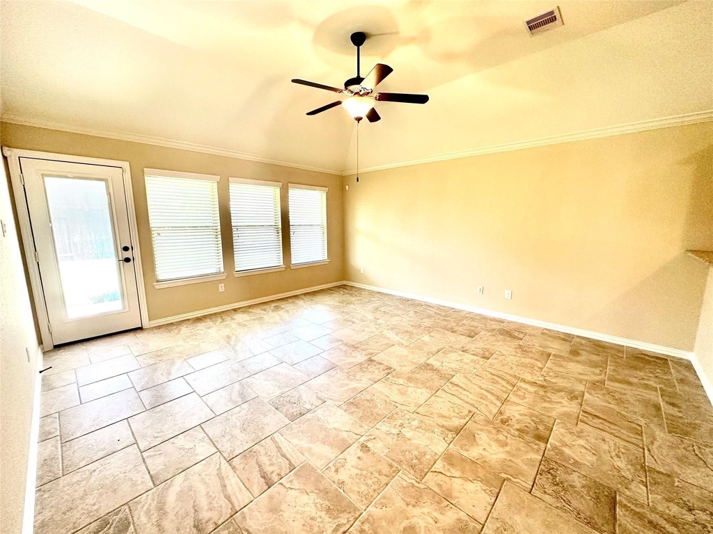 14818 Raleighs Meadow Court - Photo 4