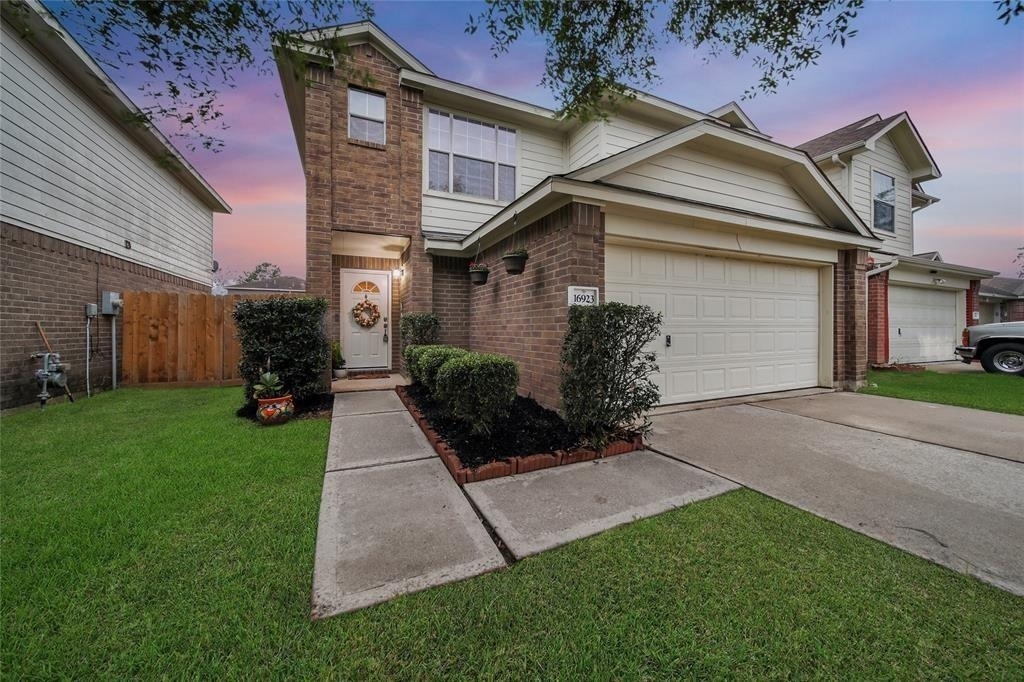 16923 Lockford Lane - Photo 1