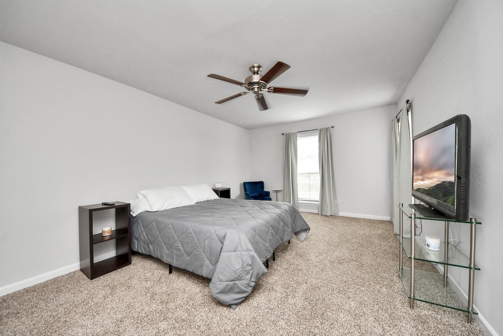 4641 Wild Indigo Street - Photo 17
