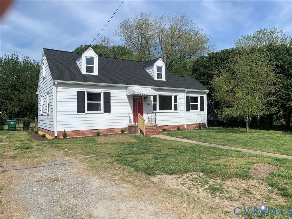 4202 Thomas Drive - Photo 1
