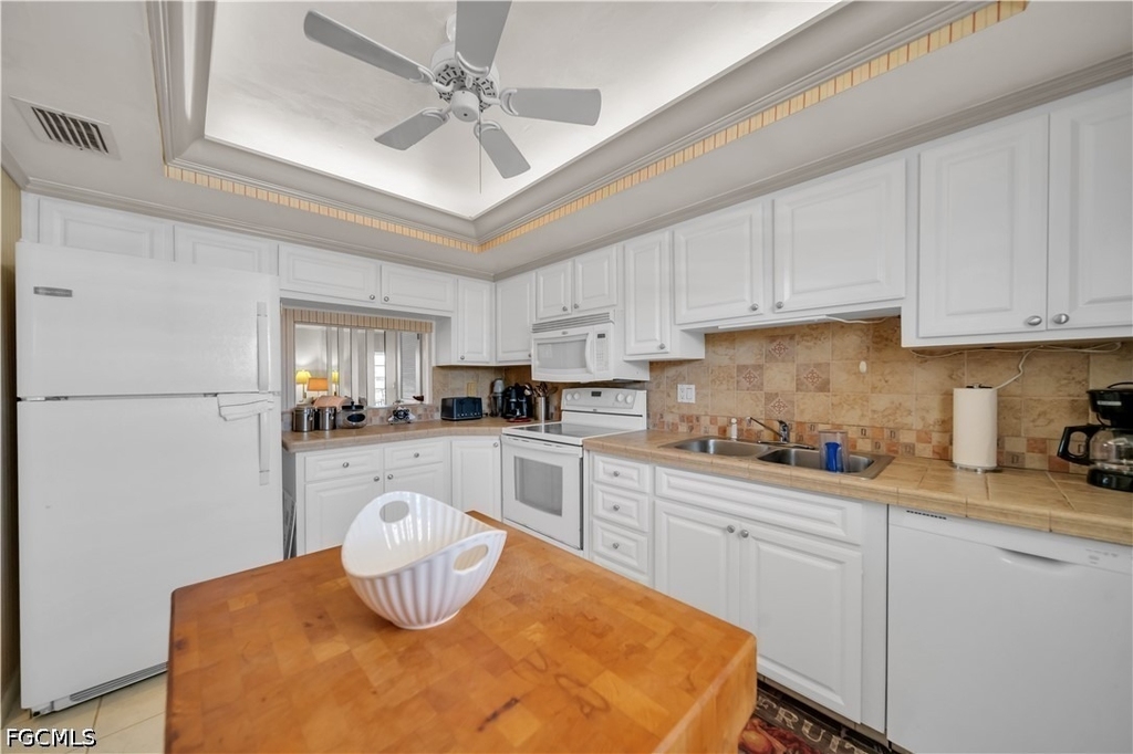 8741 Lueck Lane - Photo 7