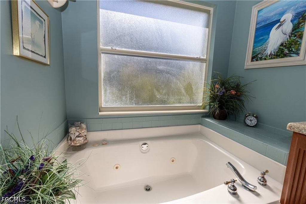 9411 Old Hickory Circle - Photo 9
