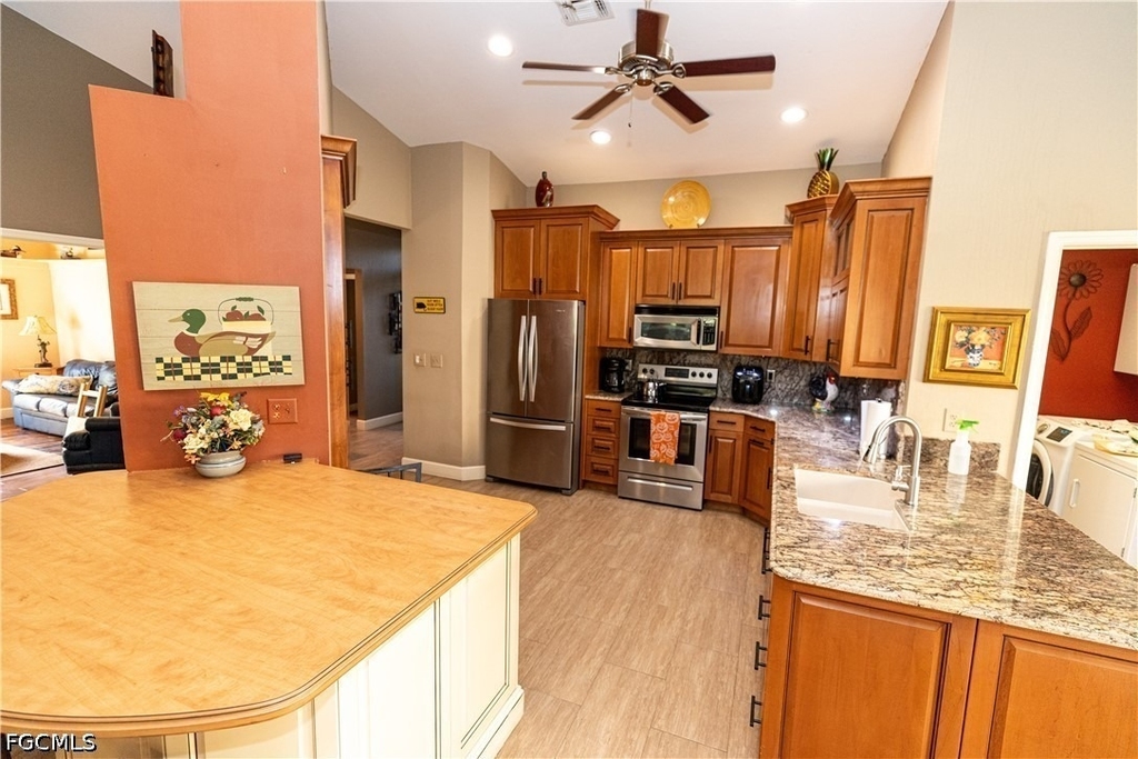 9411 Old Hickory Circle - Photo 4