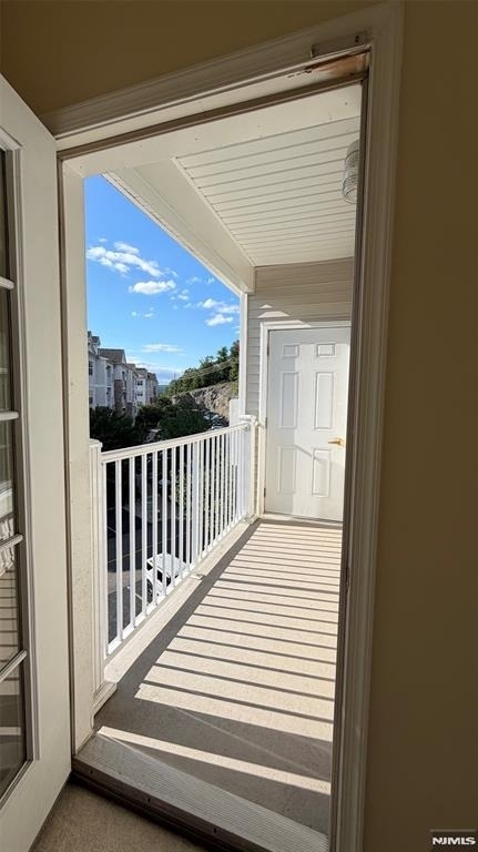 2411 Ramapo - Photo 15