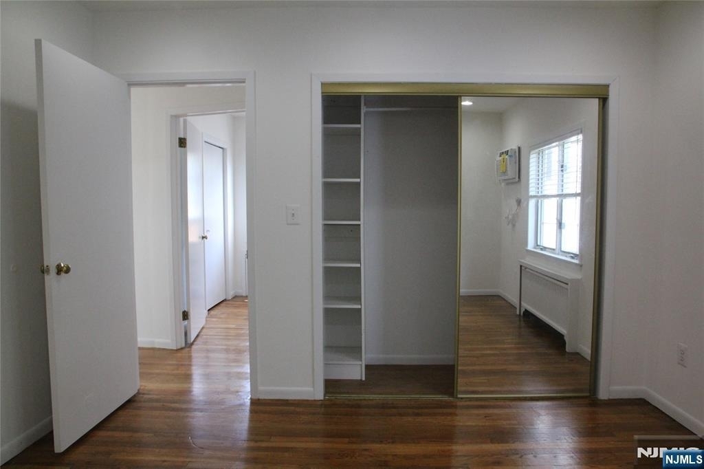 610 Grand - Photo 14