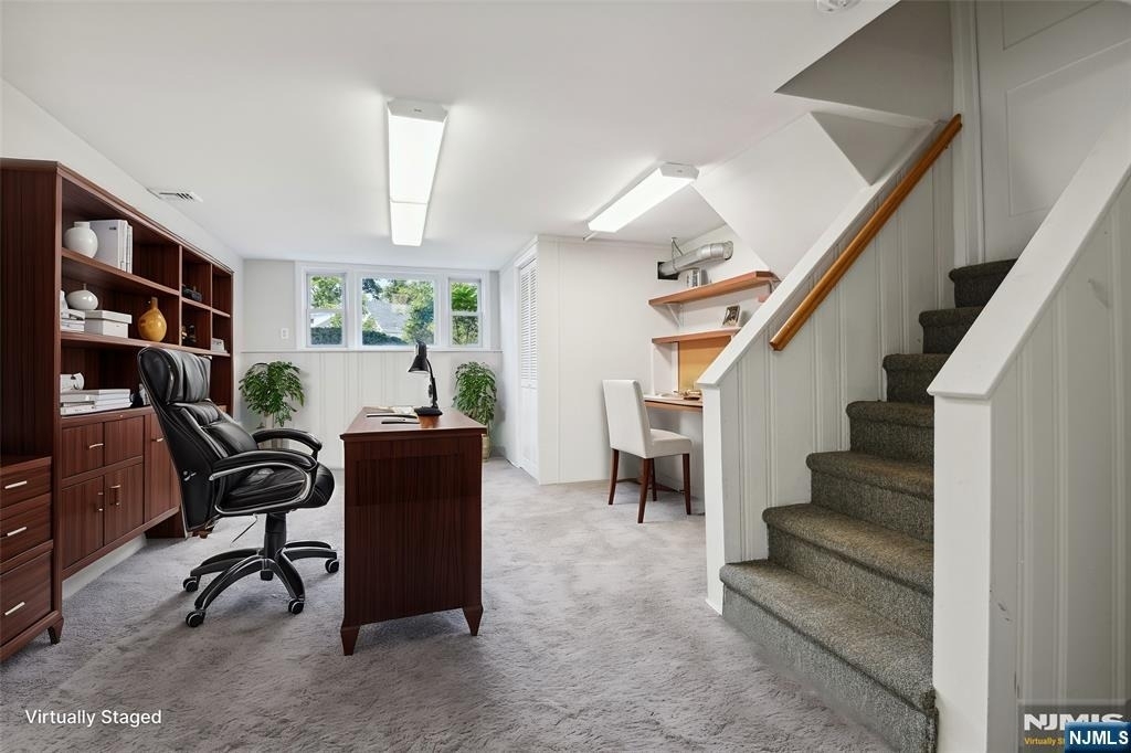 990 Washington - Photo 16