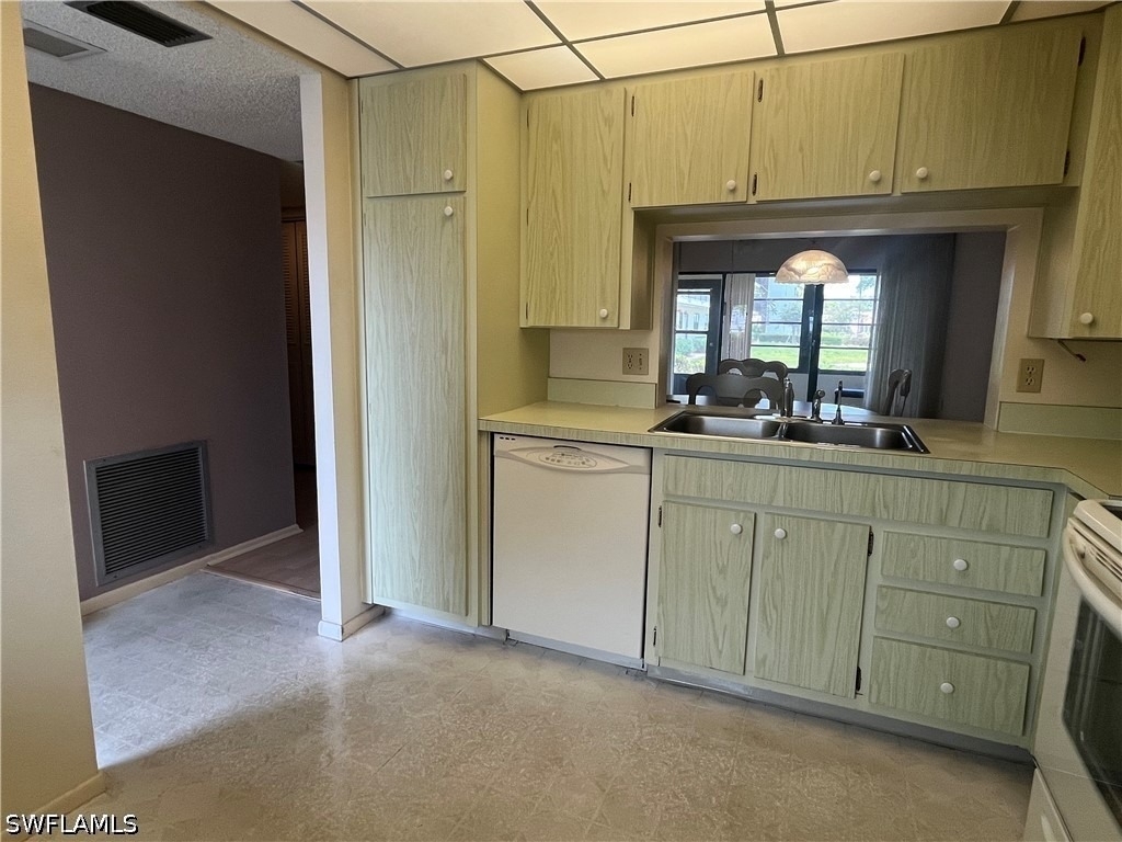 1747 Pebble Beach Drive - Photo 3