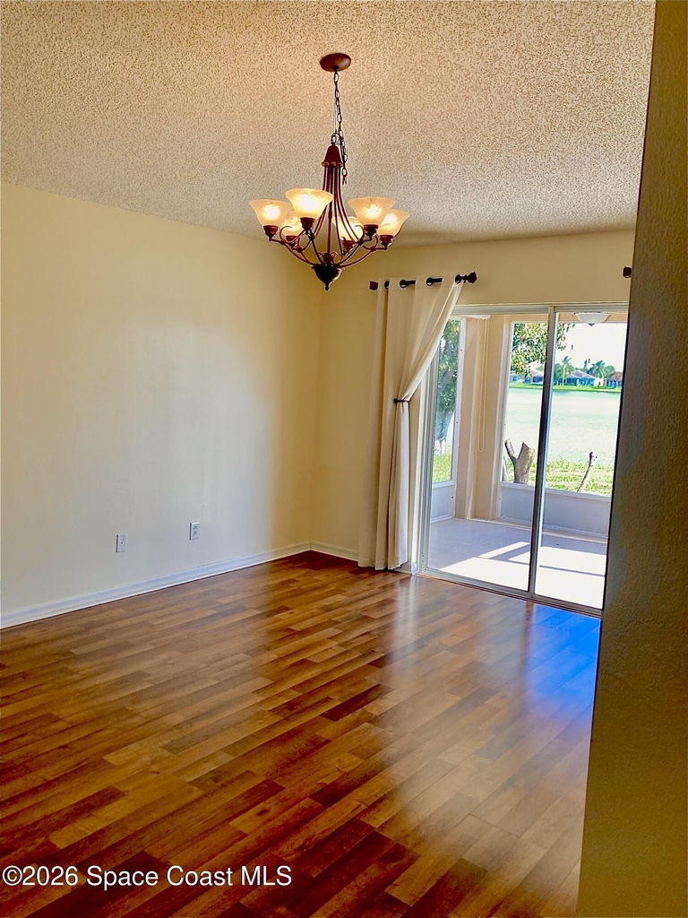2061 Tiburon Lane - Photo 2