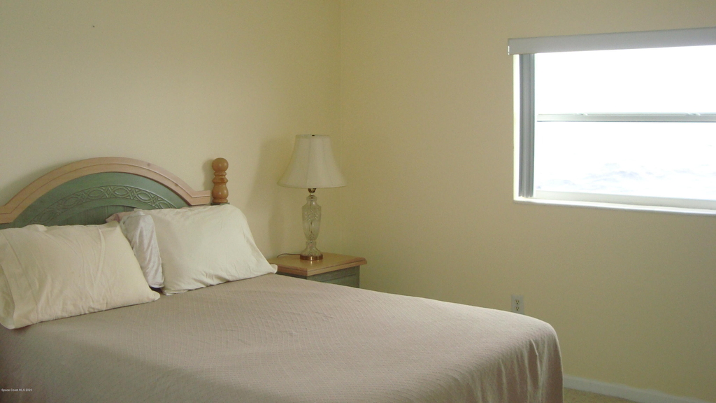 190 E Olmstead Drive - Photo 4