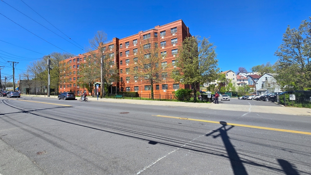 1159 Yonkers Avenue - Photo 9