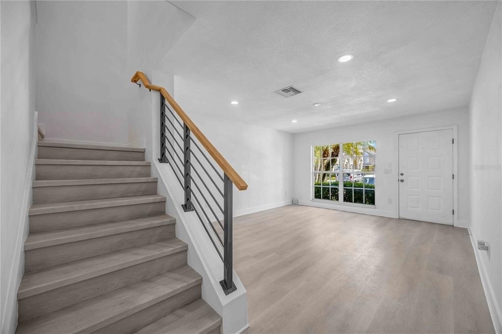 727 Kensington Lake Circle - Photo 11