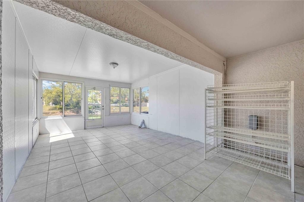727 Kensington Lake Circle - Photo 53
