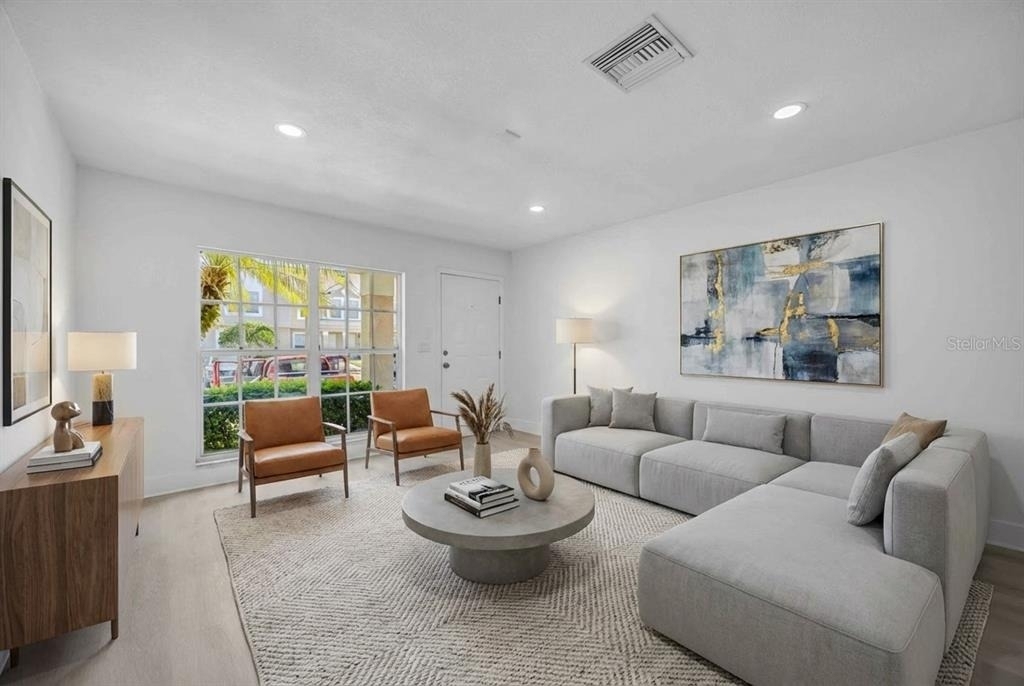727 Kensington Lake Circle - Photo 3