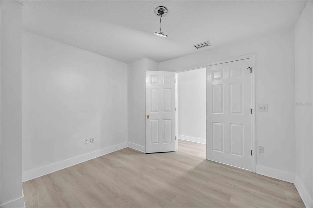 727 Kensington Lake Circle - Photo 40