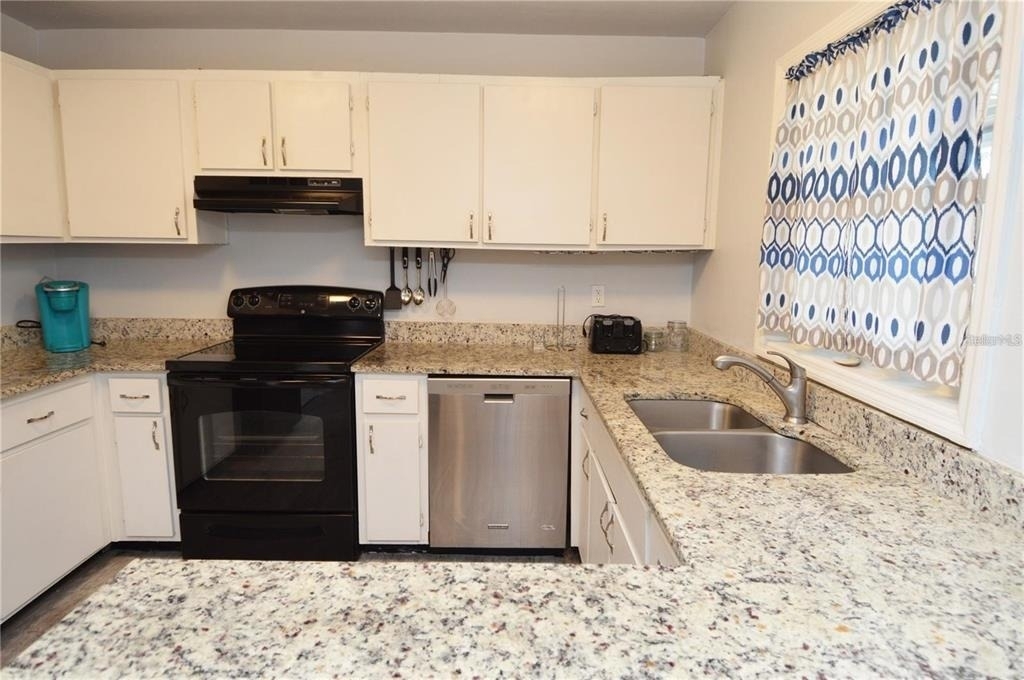 3873 Pompano Drive Se - Photo 7