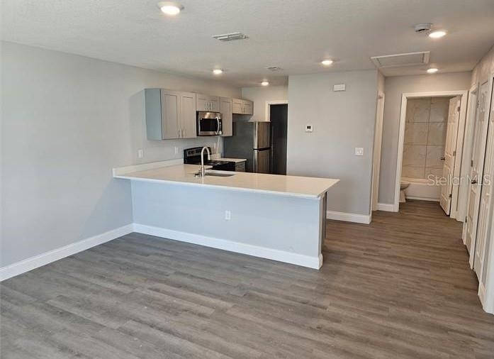 100 E Street - Photo 1
